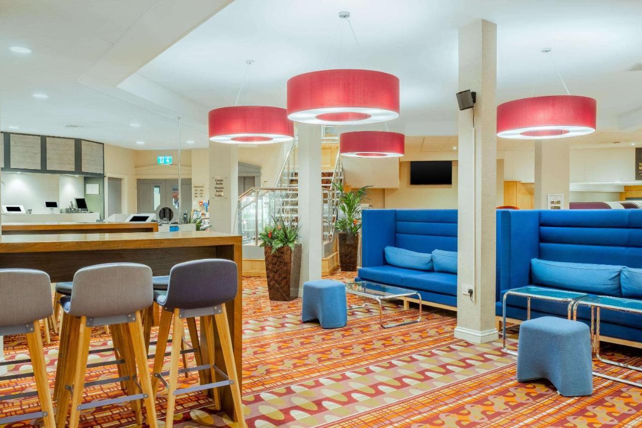 Clarion Cedar Court Wakefield Hotel Exteriör bild